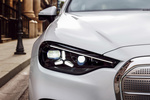 Mercedes-Benz Clase C El&Atilde;&copy;ctrico C 400 4MATIC AMG Line Turismo Opalite White Bright Exterior Faro 4 puertas