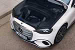 Mercedes-Benz Clase C El&eacute;ctrico C 400 4MATIC AMG Line Turismo Interior Maletero delantero 4 puertas