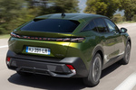 Peugeot 408 Hybrid 145 e-DCS6 GT Exclusive Hybrid Turismo Verde Flare Exterior Posterior-Lateral 5 puertas
