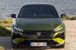 Peugeot 408 Hybrid 145 e-DCS6 GT Exclusive Hybrid Turismo Verde Flare Exterior Frontal 5 puertas