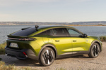 Peugeot 408 Hybrid 145 e-DCS6 GT Exclusive Hybrid Turismo Verde Flare Exterior Posterior-Lateral 5 puertas