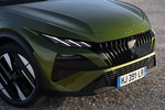 Peugeot 408 Hybrid 145 e-DCS6 GT Exclusive Hybrid Turismo Verde Flare Exterior Frontal 5 puertas
