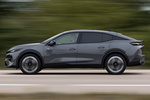Peugeot 408 Hybrid 145 e-DCS6 GT Exclusive Hybrid Turismo Gris Selenium Exterior Lateral 5 puertas