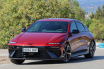 Hyundai IONIQ 6 228 CV 84 kWh N Line Turismo Ultimate Red Exterior Frontal-Lateral 4 puertas