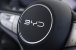 BYD DOLPHIN G DM-i Boost Turismo Interior Mandos volante 5 puertas