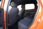 BYD DOLPHIN G DM-i Boost Turismo Interior Asientos fila 2 5 puertas