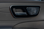 LEPAS L8 Super Hybrid Elegance Super Hybrid Todo terreno Interior Mandos puerta 5 puertas