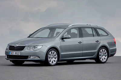 Škoda Superb Combi 2010 - Foto