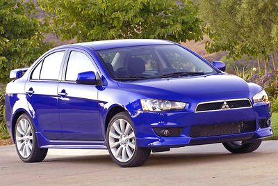 Mitsubishi Lancer - Foto
