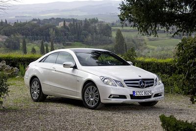 Mercedes-Benz Clase E Coupé 2009 - Foto