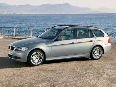 BMW Serie 3 Touring 2005 - Foto