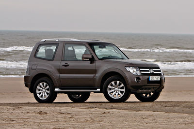 Mitsubishi Montero 2010 - Foto
