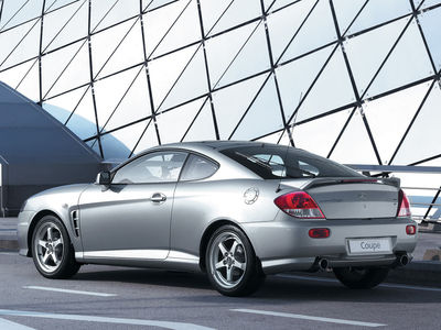 Hyundai Coupe - Disponible con ESP - Foto