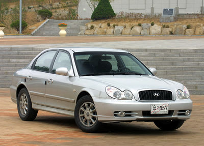 Hyundai Sonata - Cambio de aspecto y un nuevo motor V6 - Foto