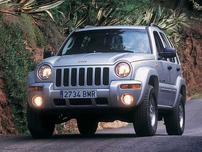 Jeep Cherokee - Nuevo por fuera y distinto por dentro - Foto