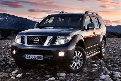 Nissan Pathfinder - Foto
