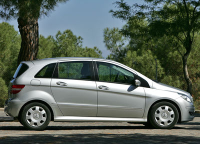 Mercedes-Benz B 180 CDI - Cómodo, bien hecho y poco equipado para lo que cuesta - Foto
