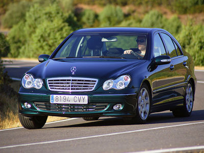 Mercedes-Benz C 220 CDI 2004 - Foto