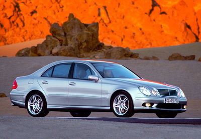 Mercedes-Benz E 55 AMG - 476 CV para el Clase E más potente de la historia - Foto