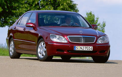 Mercedes-Benz Clase S - Muchos cambios en la mecánica y pocos en la carrocería - Foto