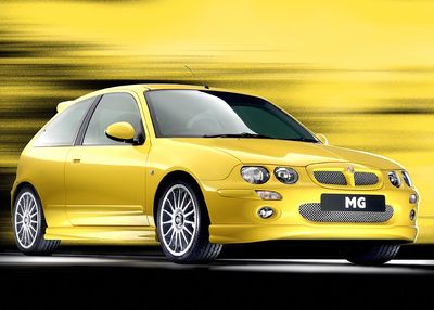 MG ZR - Algo más que un Rover 25 con alerones y aspecto deportivo - Foto