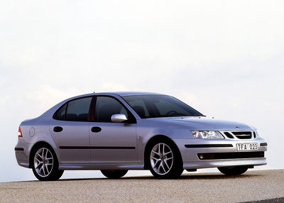 Saab 9-3 - Rápido, bien hecho, poco ágil y pequeño por dentro - Foto