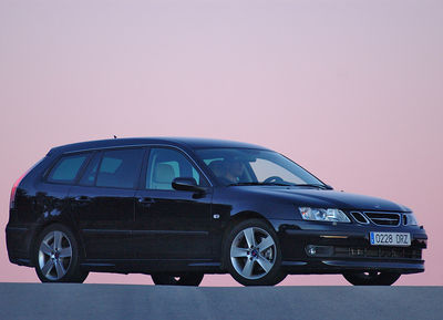 Saab 9-3 Sport Hatch - La misma capacidad de la berlina, pero más funcional - Foto