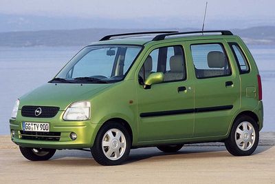 Opel Agila - Alto y delgado - Foto