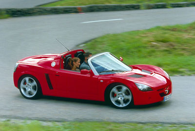 Opel Speedster - Un biplaza para cien atrevidos - Foto