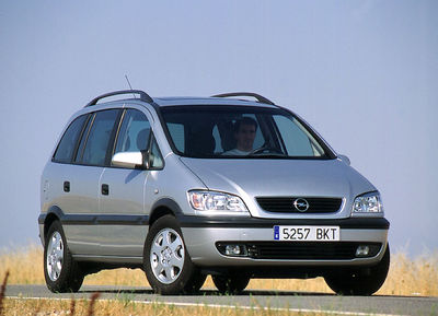 Opel Zafira - El más barato con siete plazas - Foto