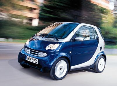 Smart City-Coupé y Cabrio - Más equipamiento y un motor más potente - Foto