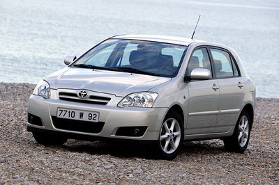 Toyota Corolla - Cambios de aspecto, equipamiento y, en otoño, un Diesel nuevo - Foto