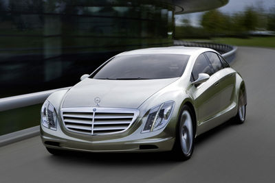 Mercedes-Benz F 700 - Foto