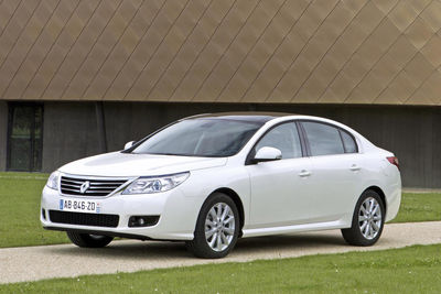 Renault Latitude - Foto