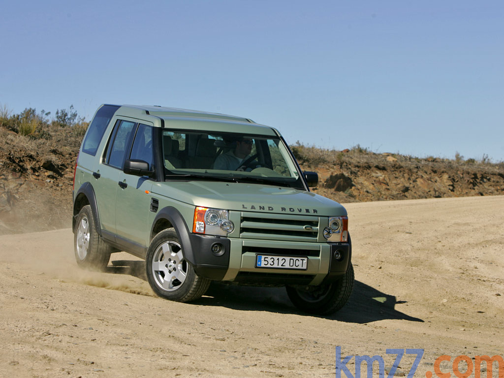 Дискавери б. Land Rover Discovery 3 2004. Ленд Ровер Дискавери 3 2005. Land Rover Discovery 2005. Land Rover Discovery lr3 2005.