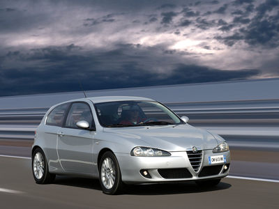 Alfa Romeo 147 - Cambios mecánicos y de aspecto - Foto