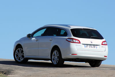 Peugeot 508 SW 2011 - Foto