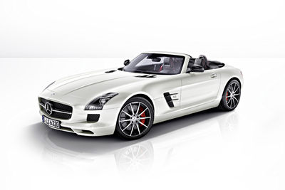 Mercedes-Benz SLS AMG GT - Foto