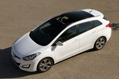 Hyundai i30 CW - Foto