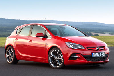 Opel Astra 2012 - Foto