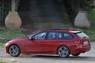 BMW Serie 3 Touring 2012 - Foto