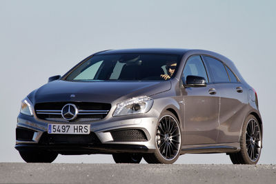 Mercedes-Benz A 45 AMG - Foto