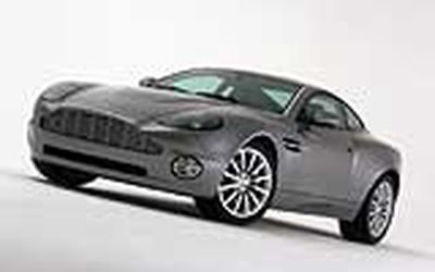 Aston Martin Vanquish - Aluminio, fibra de carbono, 12 cilindros y 457 CV - Foto