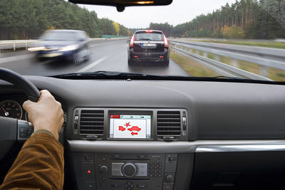 Sistema de comunicación entre vehículos Opel V2V (2007) - Foto