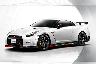 Nissan GT-R - Foto