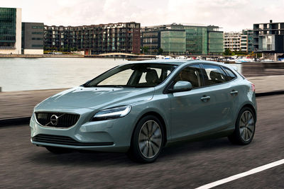 Volvo V40 2016 y V40 Cross Country 2016 - Foto
