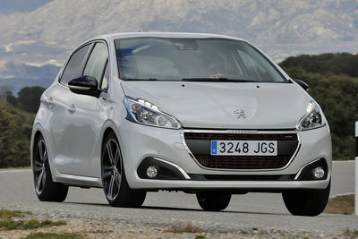 Peugeot 208 2015 - Foto