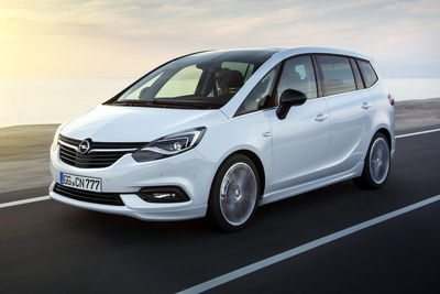 Opel Zafira 2017 - Foto
