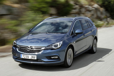 Opel Astra Sports Tourer 2016 - Foto