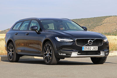 Volvo V90 Cross Country D5 AWD Aut. | Prueba - Foto